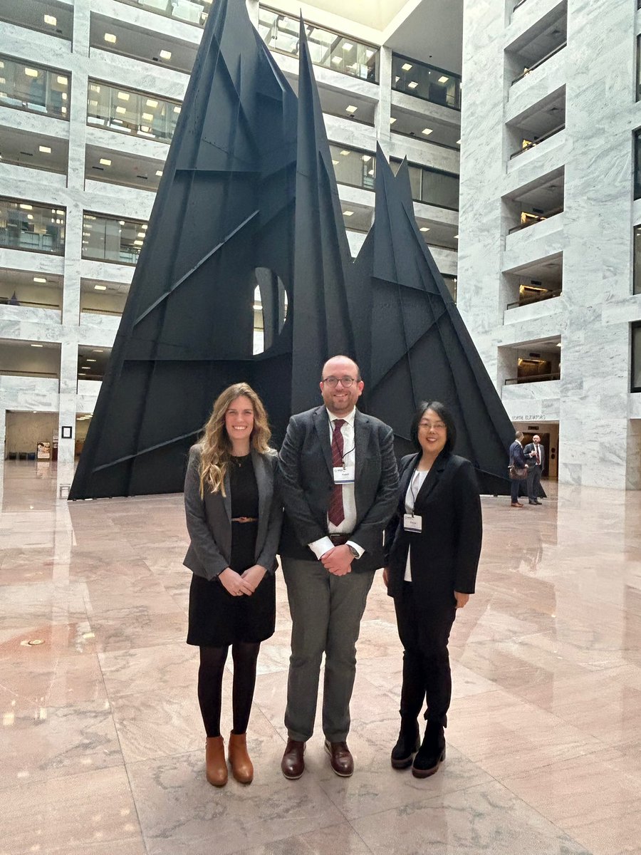 What a trip! We @RMHRC_UofSC had an amazing time engaging with policymakers as part of the @NRHA_Advocacy Hill visit earlier this month. Truly inspiring 2 connect w/ #Congress members to discuss 2022 @ruralhealth successes, hear their stories, & discover their policy priorities.