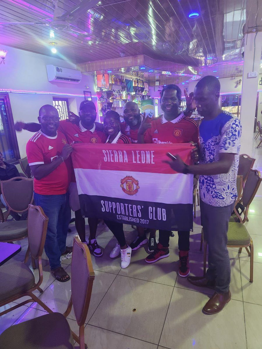 SL_MUSC's tweet photo. @SL_MUSC Fans in Freetown Celebrating @ManUtd Carabao Cup victory over @NUFC. https://t.co/pevFExXsXh