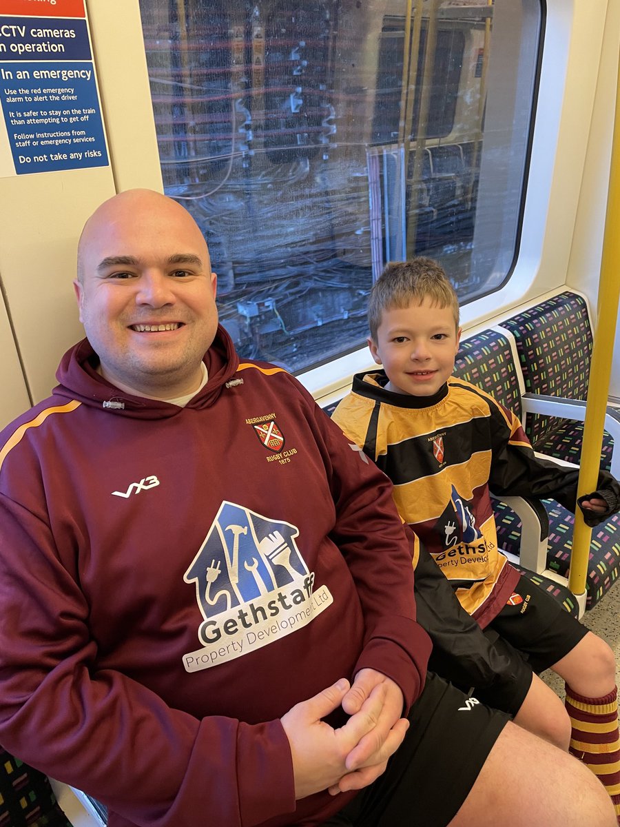 Great day ⁦@LondonWelshRFC⁩ , top festival me and the boy on ⁦@TfL⁩ on our way to the game ⁦@RfcAbergavenny⁩ #minirugby to day