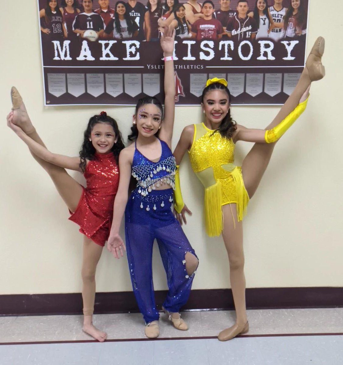 bvilla0's tweet photo. Congratulations to @ParklandES soloists who competed on Saturday! Alessandra B. placed 2nd with her high energy Jazz solo and Sophia B. placed third for her technical and graceful Jazz solo! All soloist worked hard and represented the PARK💛@DanaBoyd0922 @YISDFineArts https://t.co/isPx3liYob