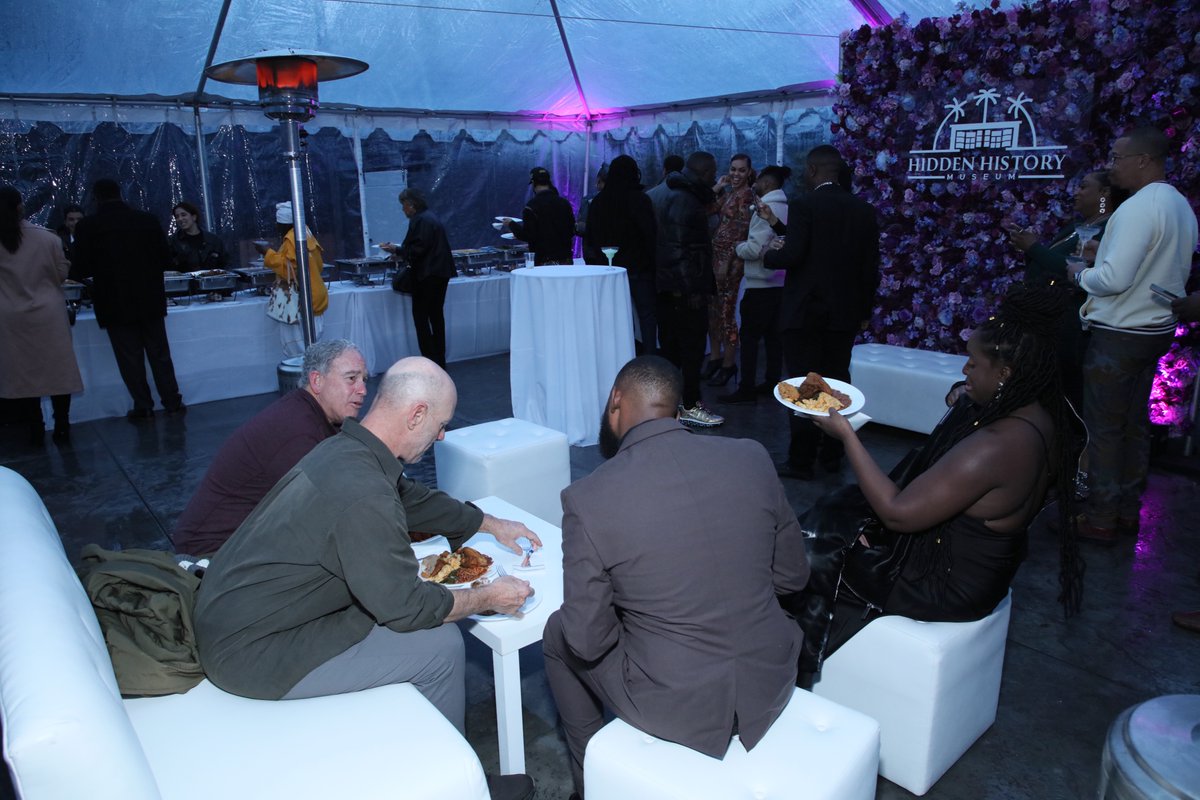 tariqnasheed's tweet photo. Here is a thread with highlights from the #HiddenHistoryMuseum opening last night here in #LosAngeles https://t.co/6H580hNsWL