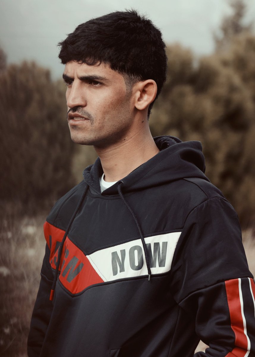 محدن علينا بالعطايا تجمل
والتمره اللي جاتنا من نخلنا