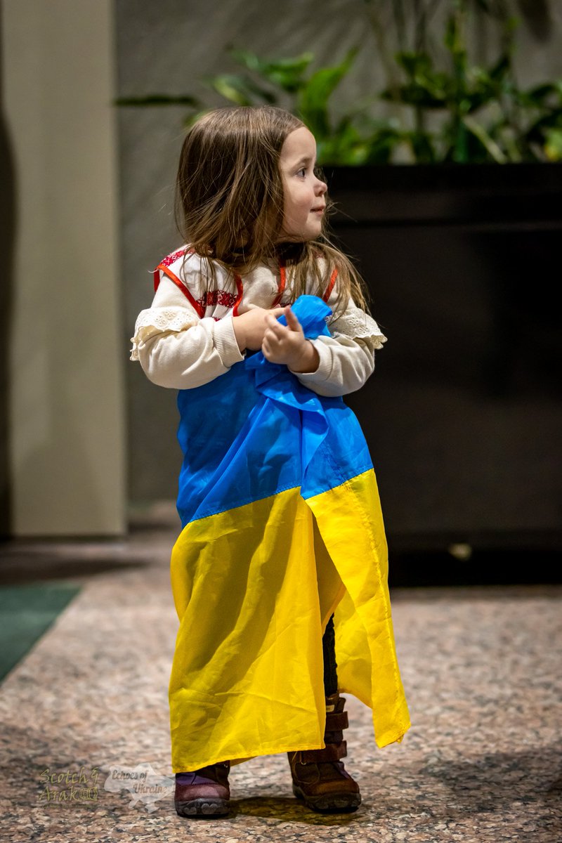 THANK YOU CALGARY for your incredible show of solidarity with the Ukrainian community at Stand With Ukraine | 365 Days of Resistance | Candle-lit Vigil. Разом до Перемоги! 
💙💛🇨🇦🇺🇦
Photography: Scotch &amp; Arak
#StandWithUkraine #365UkraineHeroes #yyc #Calgary #Ukrainian