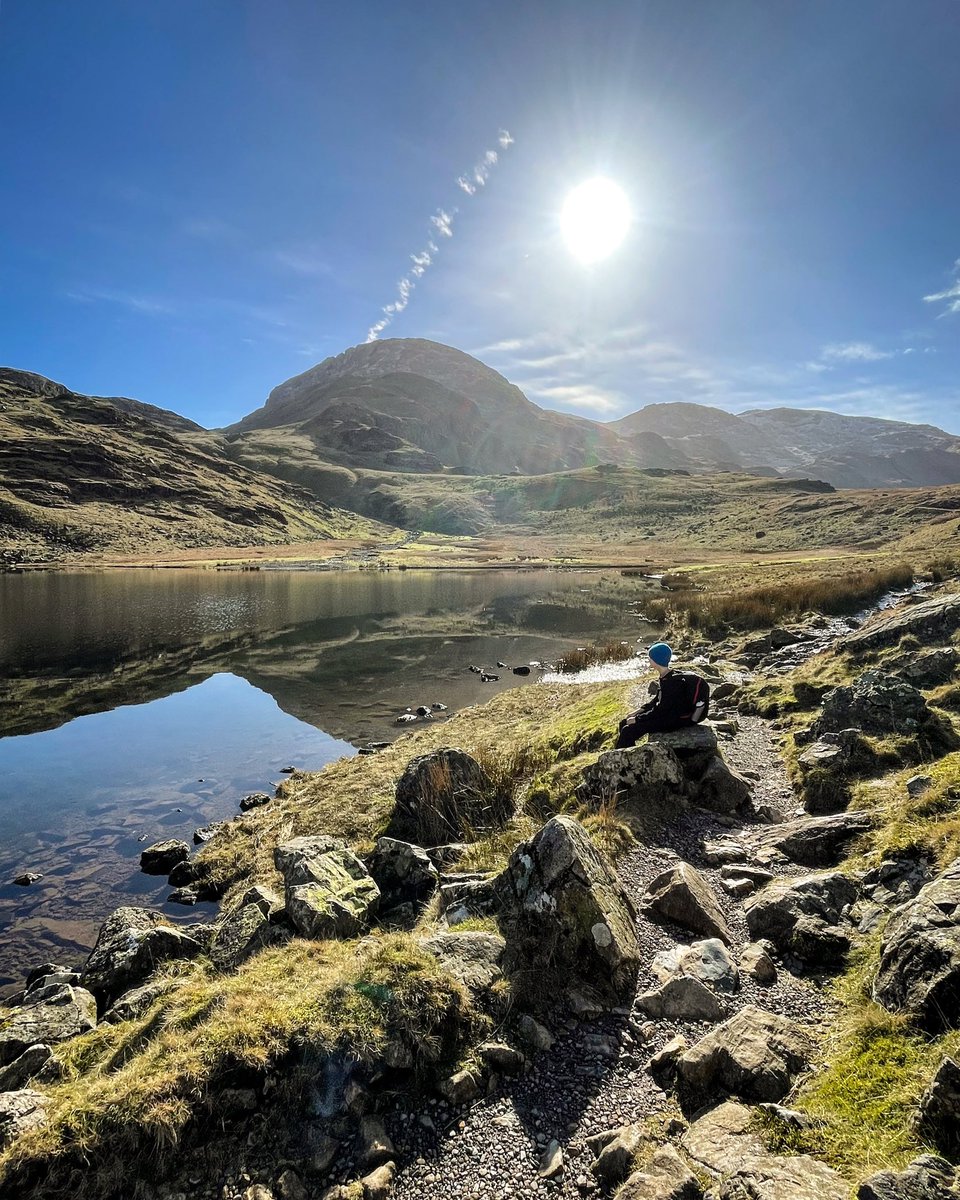 adrianconchie's tweet photo. Taking a moment to pause by the side of Styhead Tarn, on the way up towards Scafell Pike from Seathwaite. What a day! 👌🏼☀️😍

#LakeDistrict #scafellpike #corridorroute #seathwaite #styheadtarn #greatend #hiking #mountians #hikingadventures #adventure #scenery #cumbria https://t.co/U2jEC8xk2x