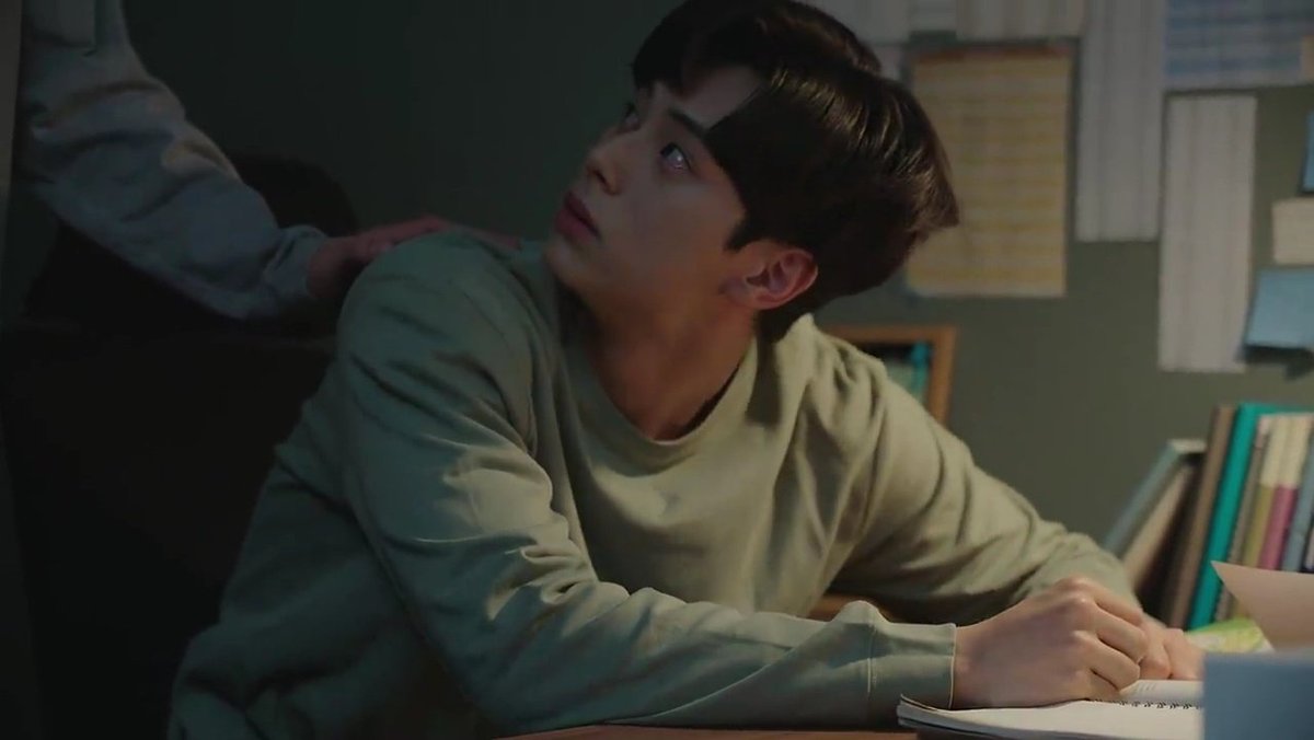 jieunlostsister's tweet photo. i wanna pat pat sunjae so bad, thanks hyung..
#CrashCourseInRomance #CrashCourseInRomanceEp13 https://t.co/sZ742iK2Dx