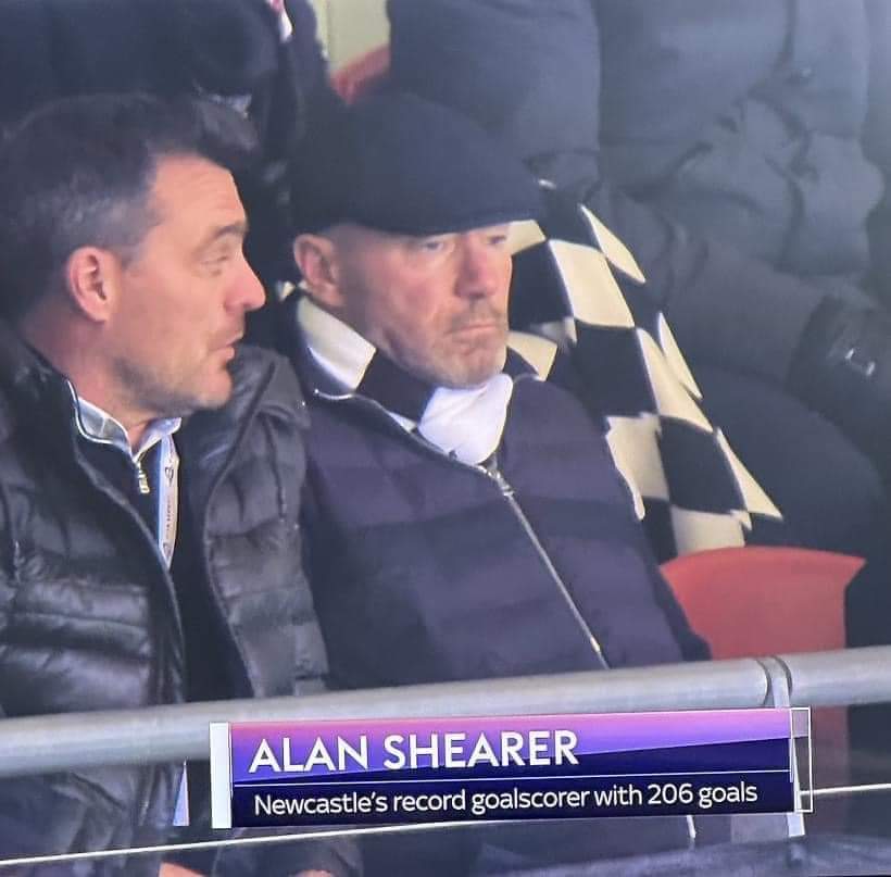 mikeyavfc19's tweet photo. What's your favourite Sunday evening face? #NUFC https://t.co/8kcMWb3fH0