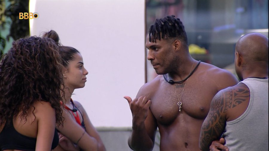 ZAMENZA's tweet photo. "To confiante. Eu fico e o cowboy vai voltar." (Key) 

E as eleições também serão anuladas. Pode confiar. #BBB23 https://t.co/TTgSccq2Rs
