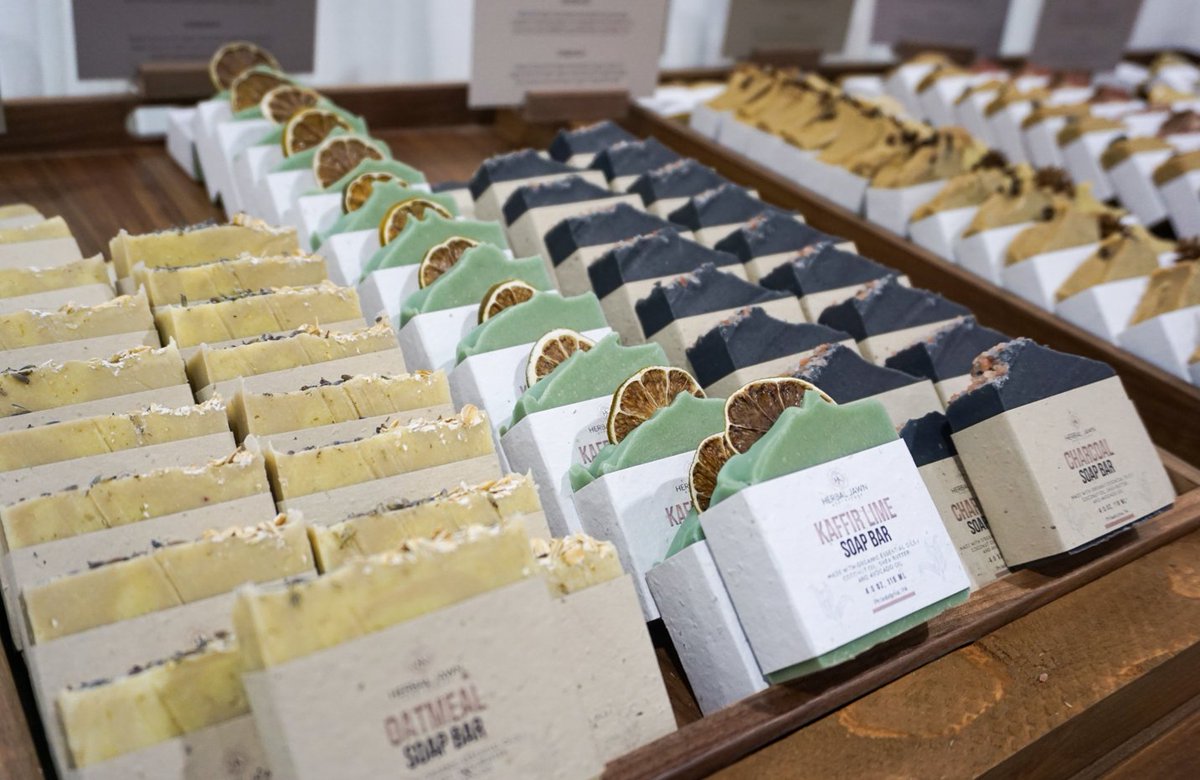 Don't miss out on @herbaljawn handmade bar soaps, made with natural ingredients for healthy skin. Visit booth # 823.

#AmericanHandcrafted #handmade #handmadewithlove #hechoamano #day2 #tradeshow #wholesale #handmadeproducts