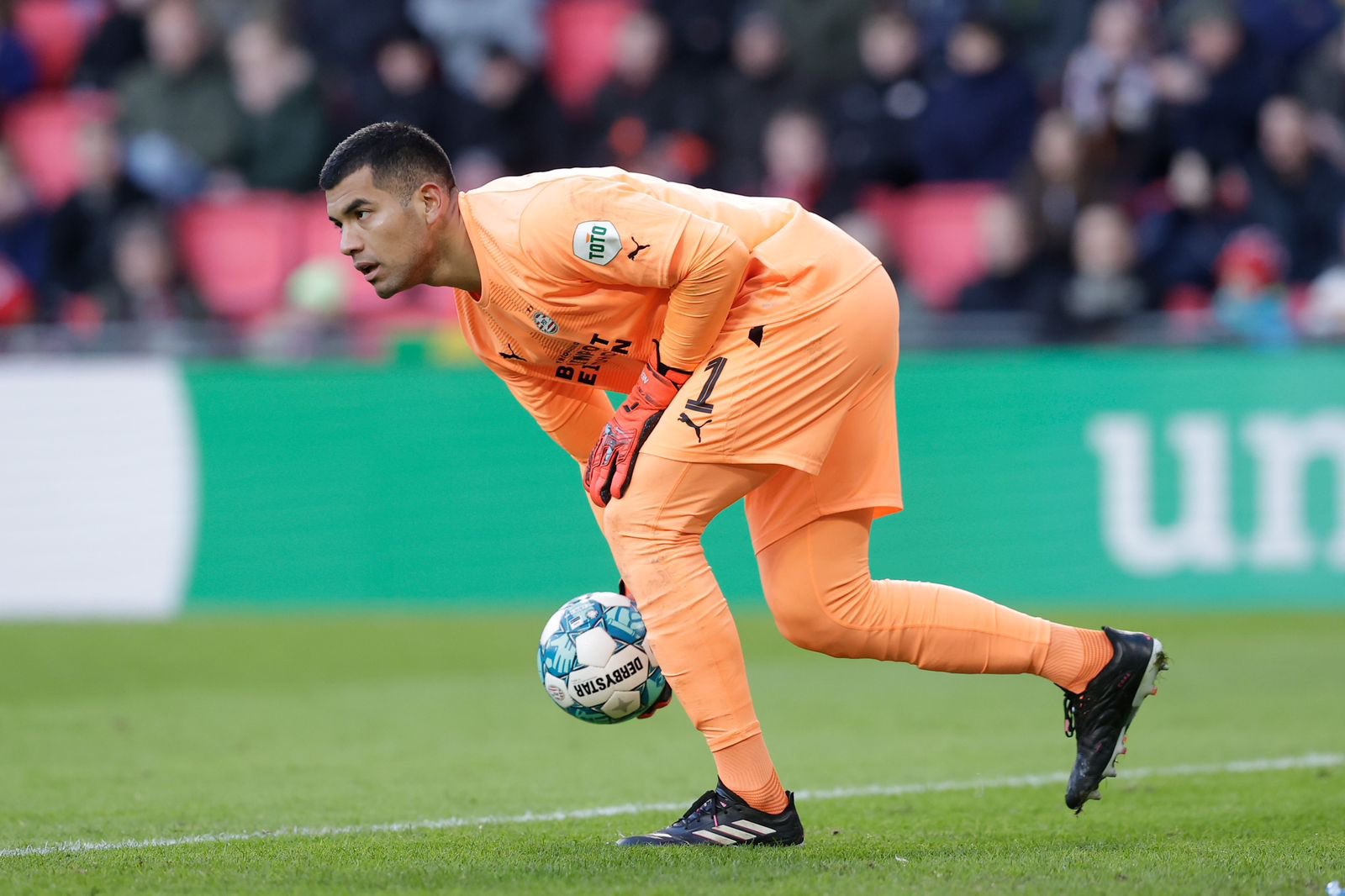 Walter Benitez (benitezwalterok) / Twitter