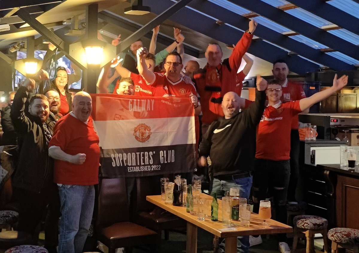 galwaysfuture's tweet image. Trophy time 🙂