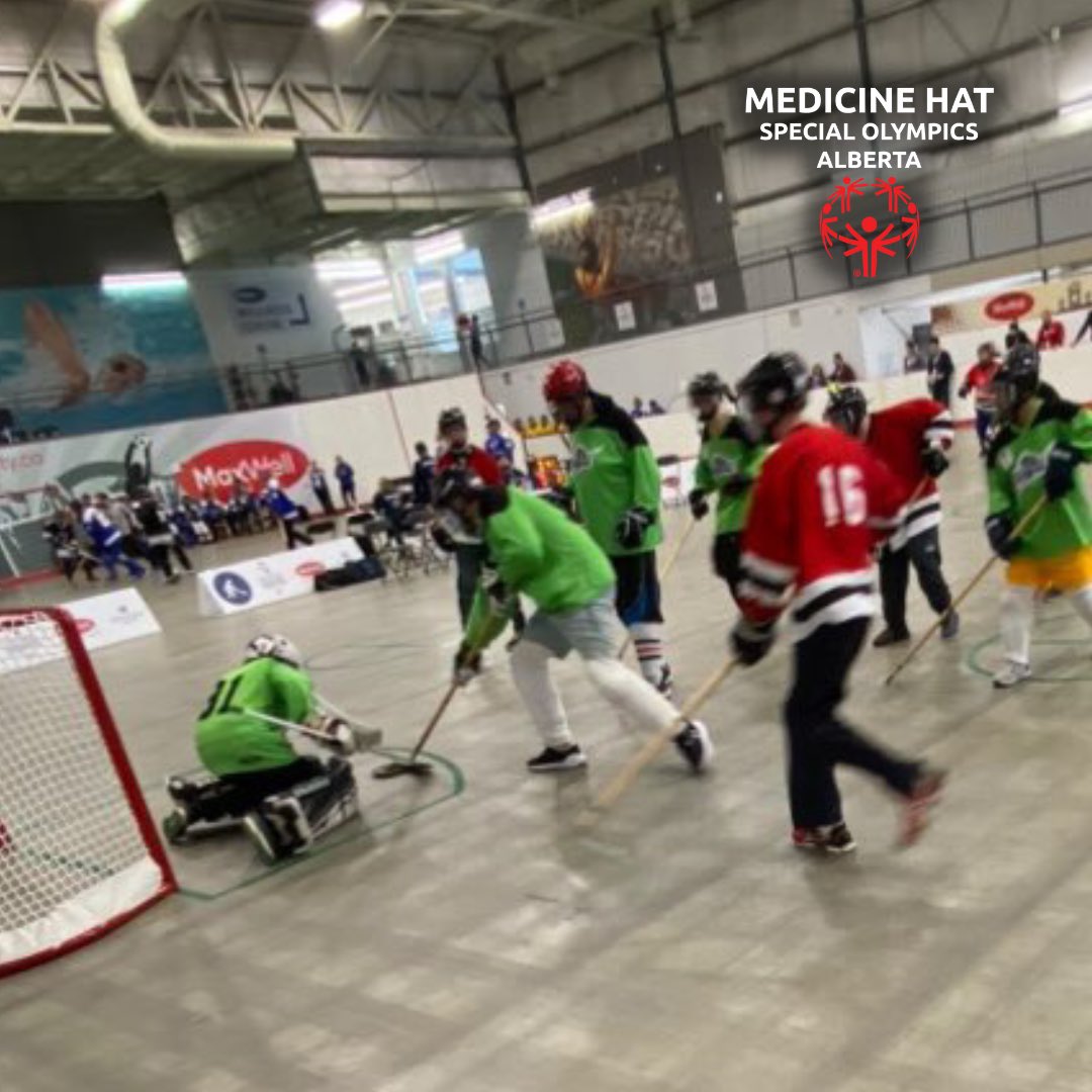 SpecialOMedHat's tweet image. 🏅MEDAL ALERT: All of our floor hockey athletes are coming home with bronze medals from the @SOAwinter2023!

The Grande Wood Hat Wolves took third in their division, while our Blair helped Lethbridge to third in theirs!

#SpecialOlympics #floorhockey #medhat #SOA2023