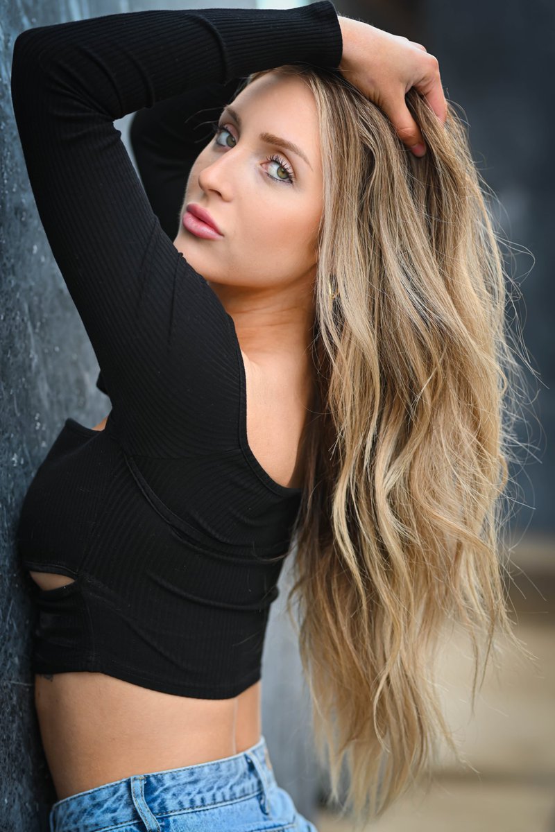 PhotoSilvas's tweet image. What a fun and cold photoshoot this morning with  the beautiful #bailey

#nikonphotography 
#modelingphotography 
#bmwr18 
#tempeaz