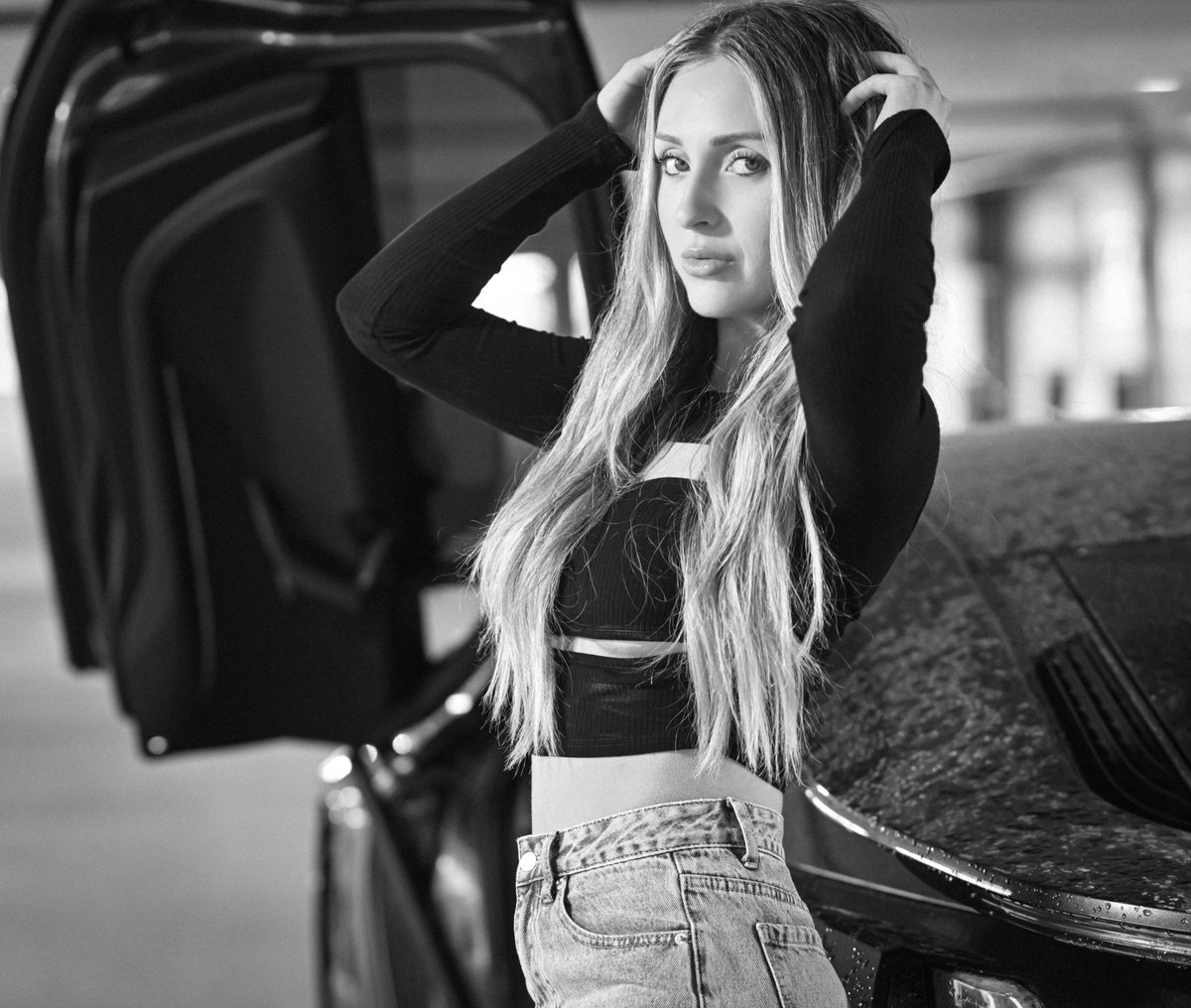 PhotoSilvas's tweet image. What a fun and cold photoshoot this morning with  the beautiful #bailey

#nikonphotography 
#modelingphotography 
#bmwr18 
#tempeaz