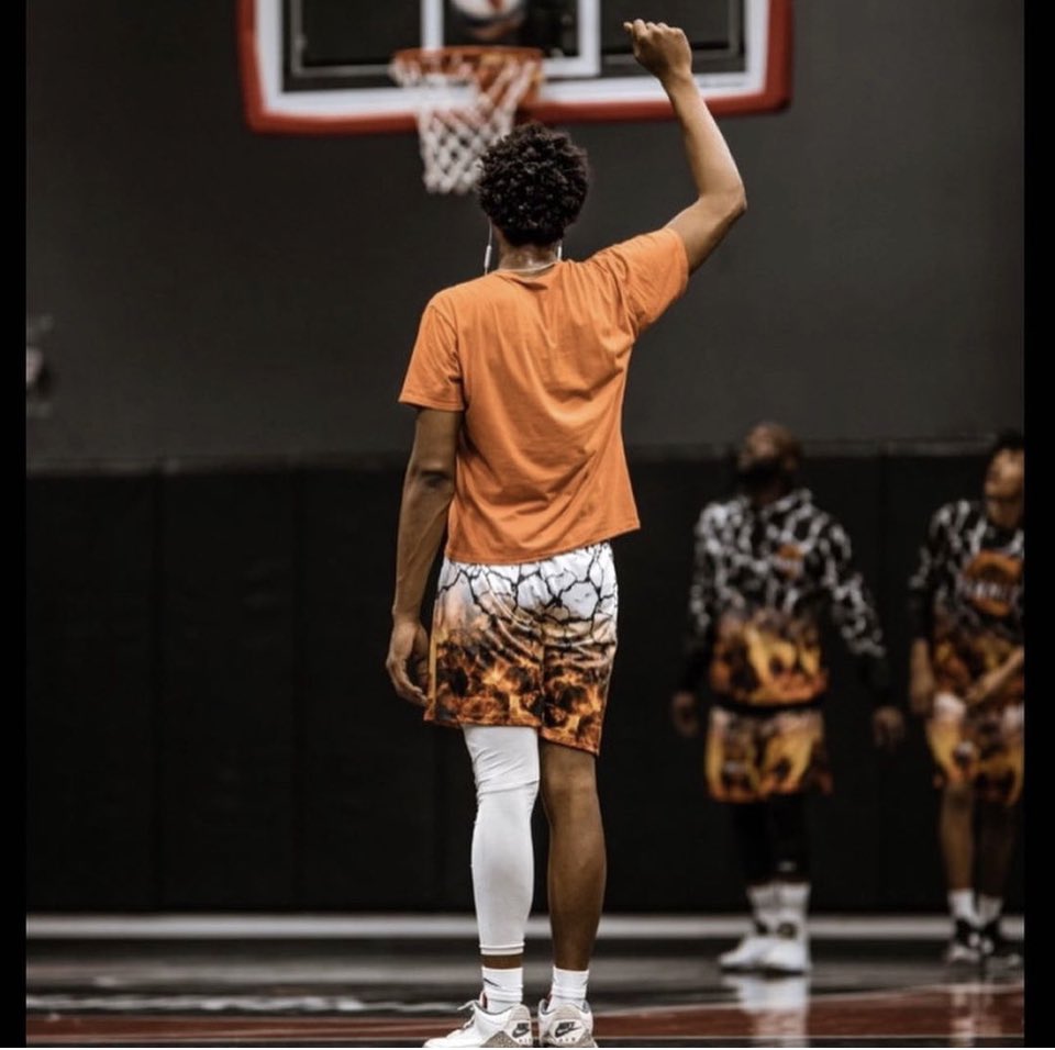 ArizonaFlames's tweet photo. #Flames #Win #Flames
#WinThe Arizona Flames hit the road to El Cajon, CA and grab a #Victory against the #SanDiegoGeniuses 132-119! Leading all scorers was #4 @Tabyous Casterberry with a 50 Piece SPICY, #32 Chuck Robinson poured in 32 points in a spectacular performance!#aba https://t.co/EkuxCD1hoo