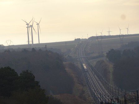 BONNIN1402's tweet photo. @LucieArcovio @GroupeSNCF @OperationTGV100 @ac_sncf @SNCFsebastien @TGVINOUI @conducteur_PSE @jacques_ruiz @Anto6575 @SNCFVoyageurs @TGVsudest_SNCF Je pense au profil ⛰ (photos perso au #pk154) qui n’ont pas dû rendre évident ce passage à Pasilly à 380km/h… 
La sous-station de Sarry devait être au RV! 
Majorité des TGV 🚄 conduits par @AMimardo sur ces clichés. https://t.co/mxfqbHrMc1