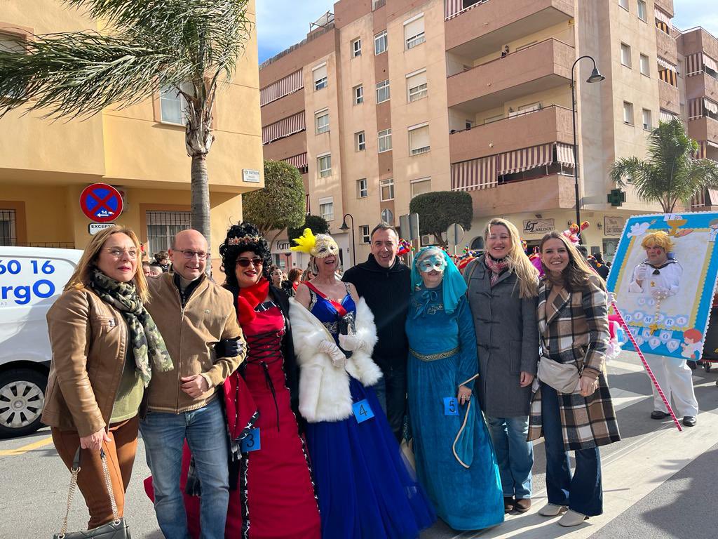 JCMartinTorres's tweet photo. #Carnava| #Mijas
🎉🎭 Finde de semana de carnavales en Mijas Pueblo y las Lagunas, magnifico ambiente en el que los originales disfraces han hecho las delicias de grandes y pequeños.
🎭🤡👌🤹🏽♀️☀️🧚🏼♂️👘🍊🧙🏻♀️👻👩🏼🎤🤩🤠🥁
#carnavales #fiesta #disfraces https://t.co/1YM9QT0QES