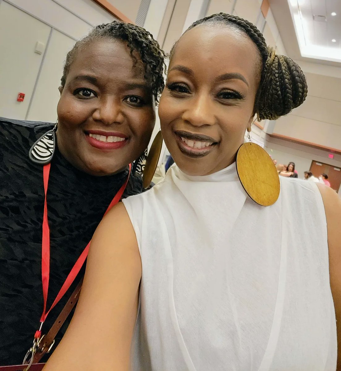 shufflin_along's tweet photo. #GIRLSTrip23 #SWRDST https://t.co/97Z2HmJdWD