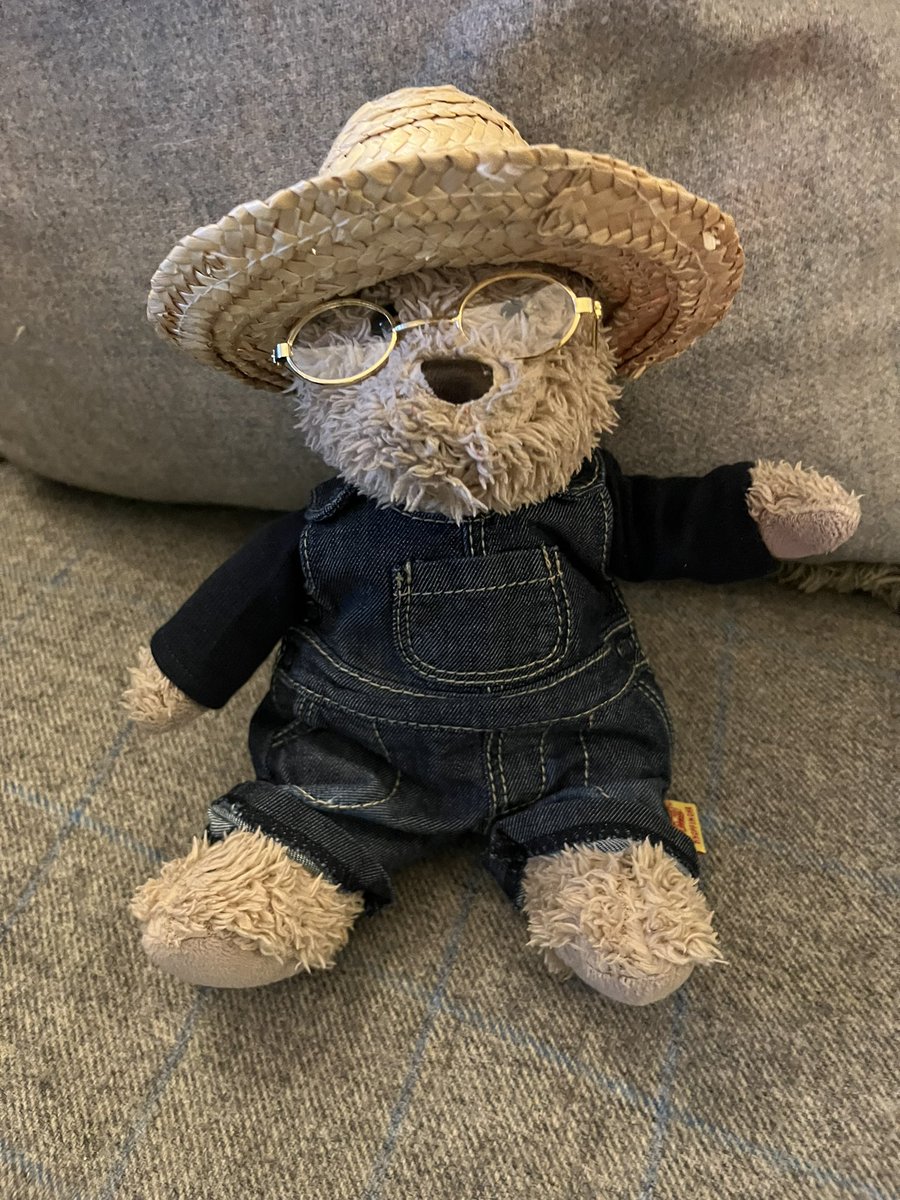 BeauPaddington's tweet photo. Modelling some of the clothes and accessories I got at @hugglets Teddy Bear Festival! #teddybear #beaupaddington #teddybearsofinstagram #tinythings https://t.co/iSNDQVMFD4