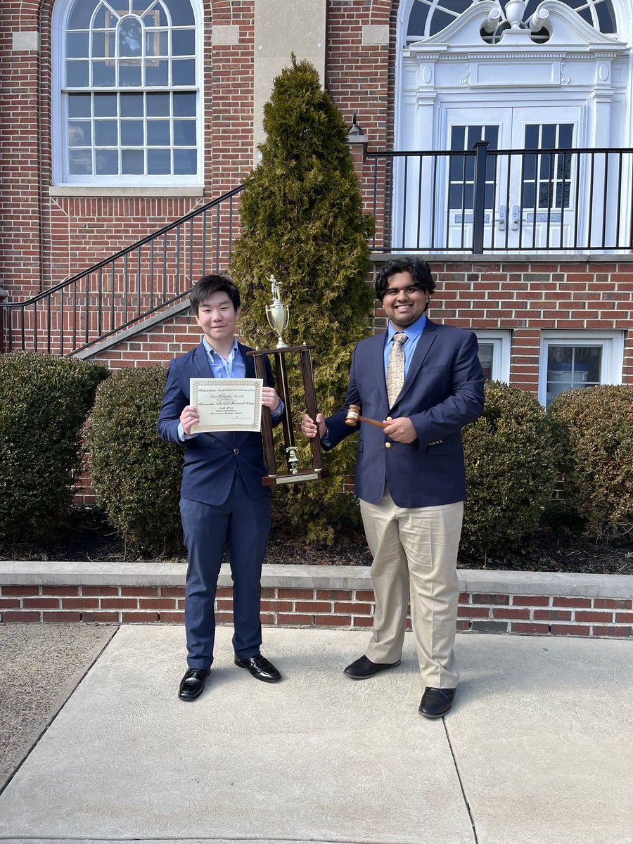 ppoooja's tweet photo. Can't be more proud! Himanshu and his peer won best delegate award at the MUN conference in Philadelphia. #philmun #mfsfoxes #moorestownfriendsschool # https://t.co/tYCB8R0au3