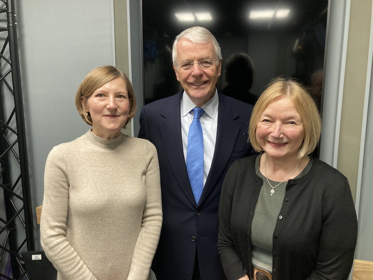 And tonight… for my final Westminster Hour as a BBC staffer, look who dropped in to talk to me and my marvellous Editor Libby Jukes. Hear Sir John Major’s thoughts on Northern Ireland and politics in general at 10pm