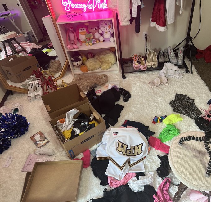 Trying to organize the wardrobe and stuff. 🤭😵&zwj;💫 https://t.co/nlmVi3LQID<a href="/tag/tgirl"class="tags"><span>#tgirl</span></a><a href="/tag/tgirls"class="tags"><span>#tgirls</span></a><a href="/tag/sissyplay"class="tags"><span>#sissyplay</span></a><a href="/tag/sissified"class="tags"><span>#sissified</span></a><a href="/tag/sissyfag"class="tags"><span>#sissyfag</span></a>