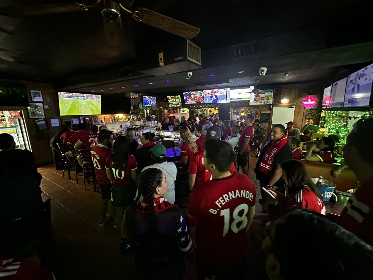 MiamiRedDevils's tweet photo. GLORY GLORY! GLORY MF GLORYYYY!!! #miamireddevils #weareunited #premierleaguesupportersclubmiami https://t.co/hQWpi9FmYv