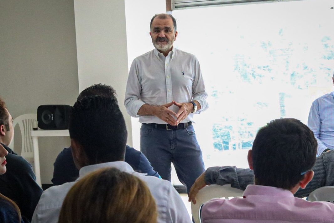 Óscar Iván Zuluaga tweet media