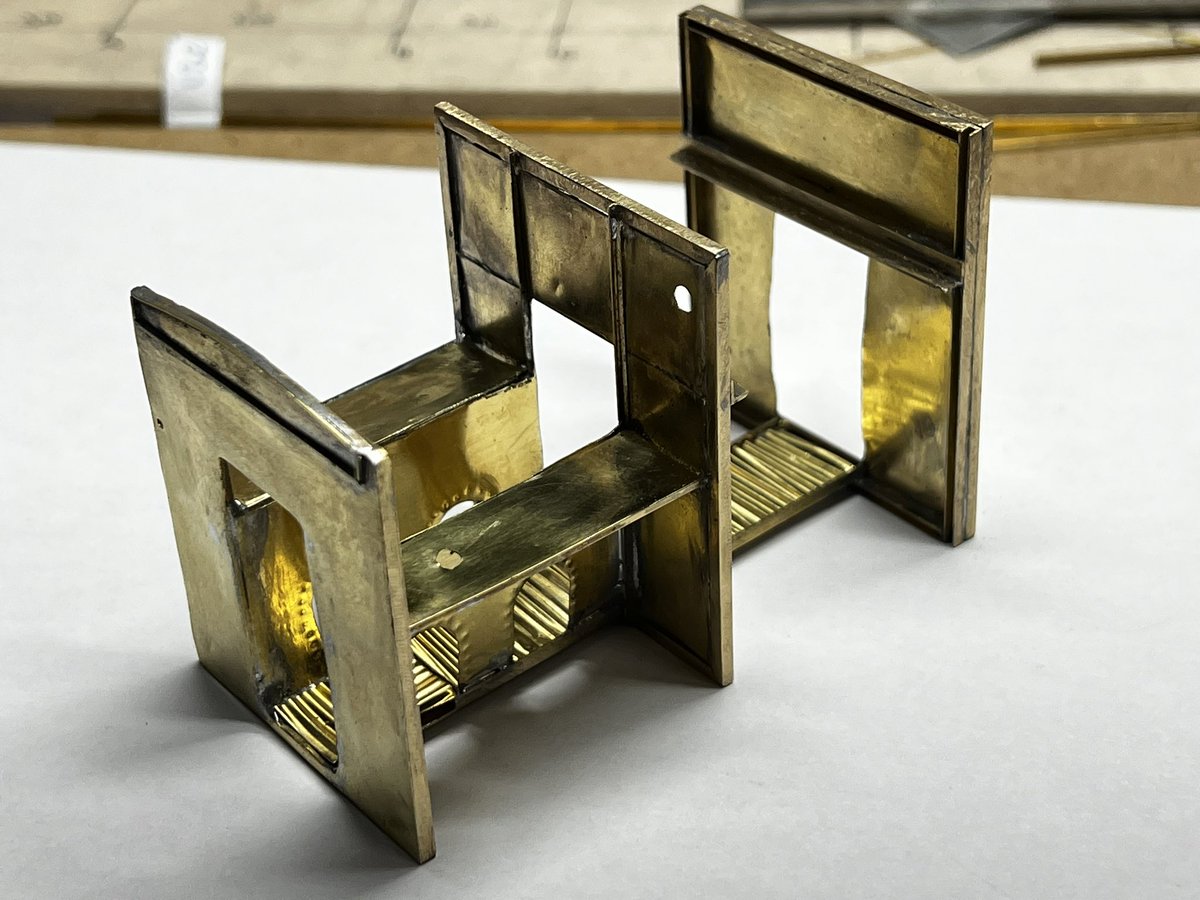 Adam57041026's tweet image. Aero MB-200 1:32 (scratchbuild) Střední část trupu, mírně vpřed. č.2 #kitmaker #scratchbuild