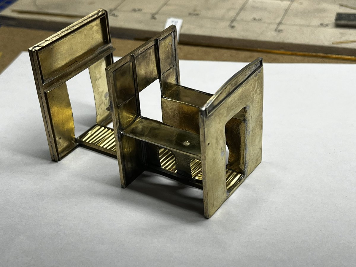 Adam57041026's tweet image. Aero MB-200 1:32 (scratchbuild) Střední část trupu, mírně vpřed. č.2 #kitmaker #scratchbuild