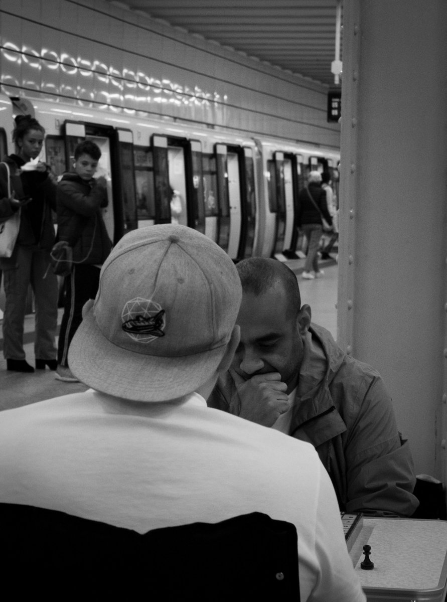 🖼️Token #7 - Weberwiese - Berlin, Germany (Session #2)

🥰If you want to collaborate with the project you can see our NFTs for sale here opensea.io/ChesstationNFT

#NFTGiveaways   #nftsales  #NFTGiveaways   #chessiart  #Ajedrez  #schach #photographer   #photooftheday   #photography