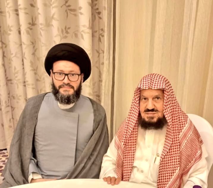 ختام جلستنا مسك على هامش مؤتمر مجمع الفقه الإسلامي الدولي، التقينا خلالها بعضو هيئة كبار العلماء والمستشار بالديوان الملكي الشيخ عبد الله بالمنيع وهو قامة علمية وموسوعة فقهية ورجل حكمة نعتز ونفتخر به، نسأل الله أن يحفظه وينفع به الإسلام والمسلمين
<a href="/sayedelhusseini/">مكتب المفكر الإسلامي السيد محمد علي الحسيني</a> 
<a href="/taqribislamic/">التقريب بين المذاهب الاسلامية</a>
