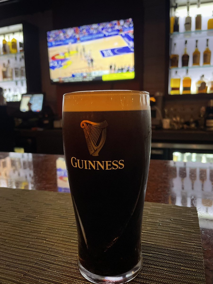 @PintsDrank Slainte and cheers from The Majestic Grill in #Memphis! @ilovememphis @GuinnessUS @GuinnessIreland