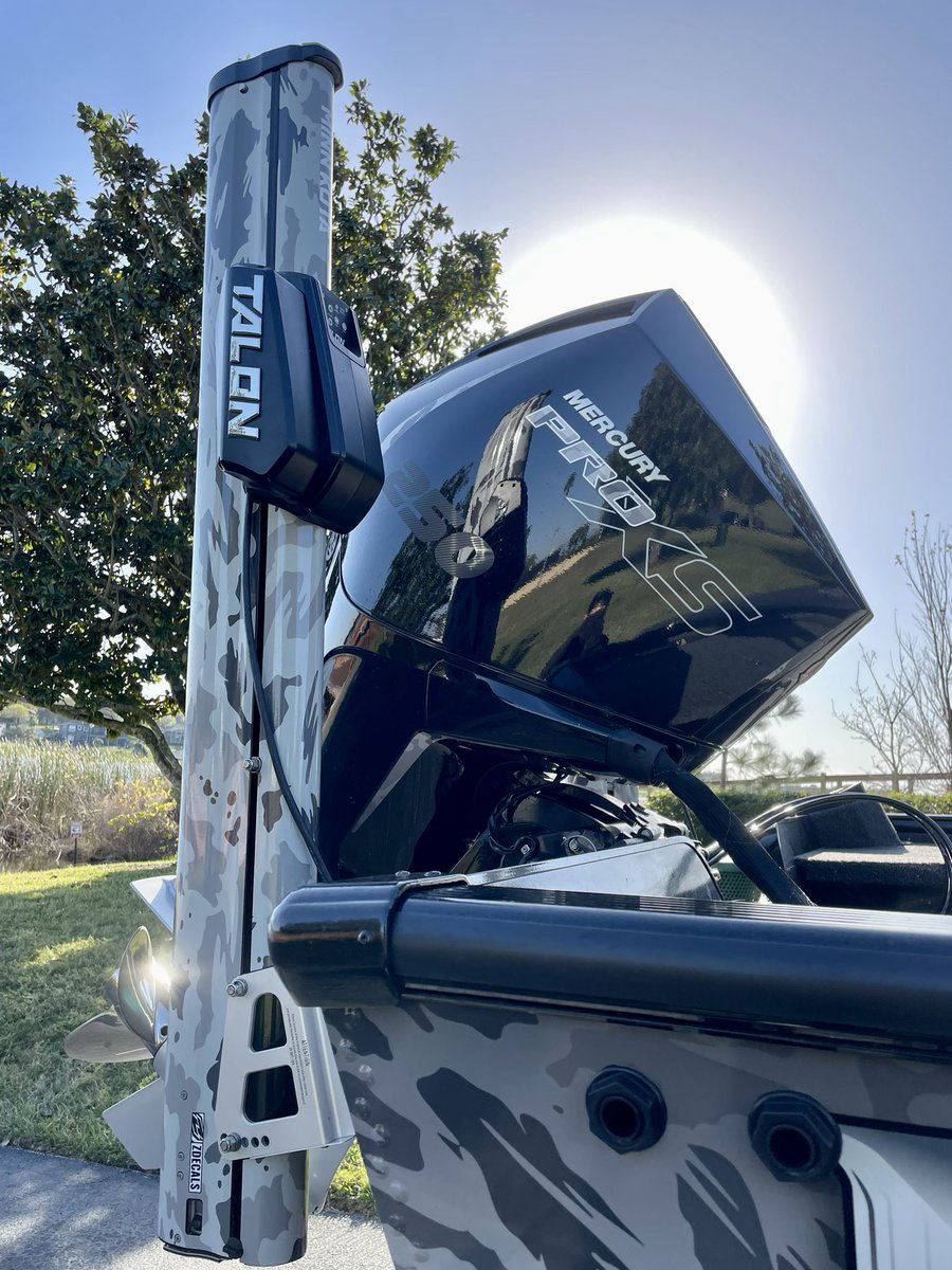 GussyOutdoors's tweet photo. Anybody looking to customize your rig or make it look good… @ZDecals makes it easy for you to design custom wraps for your Talons, Raptors or poles…any design you want.
You can get custom motor decals as well.
@MinnKotaMotors #talons #zdecals https://t.co/KNdInRMQVj