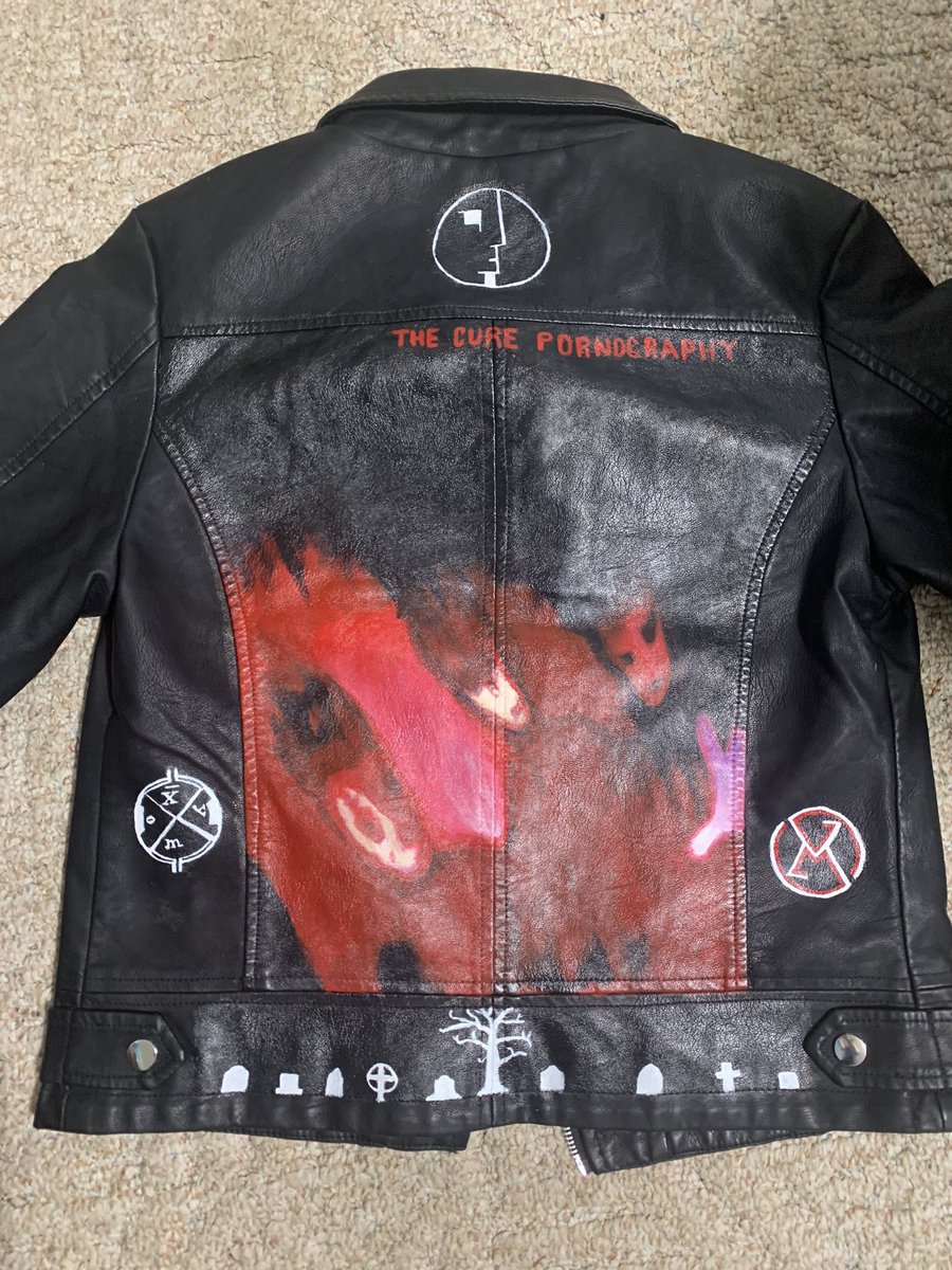 The__Figurehead's tweet photo. Finished my leather jacket for now. https://t.co/ngePCaCjk6