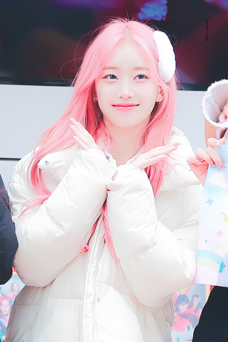 230218 HQ

#스테이씨 #STAYC #수민 #SUMIN
#쑴니토끼봐라