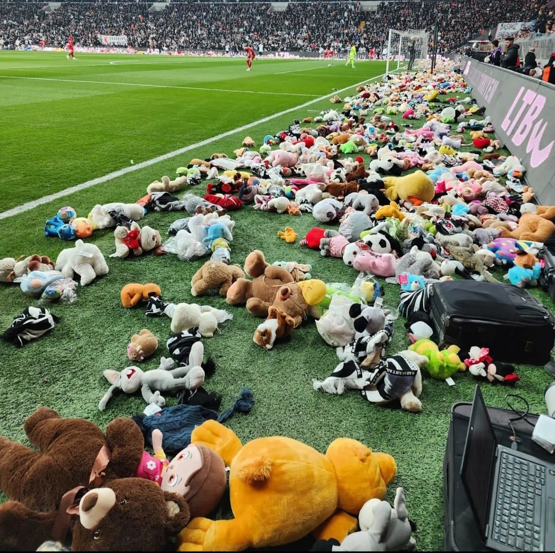 Günler sonra içimizi ısıtan görüntüler.
#besiktas