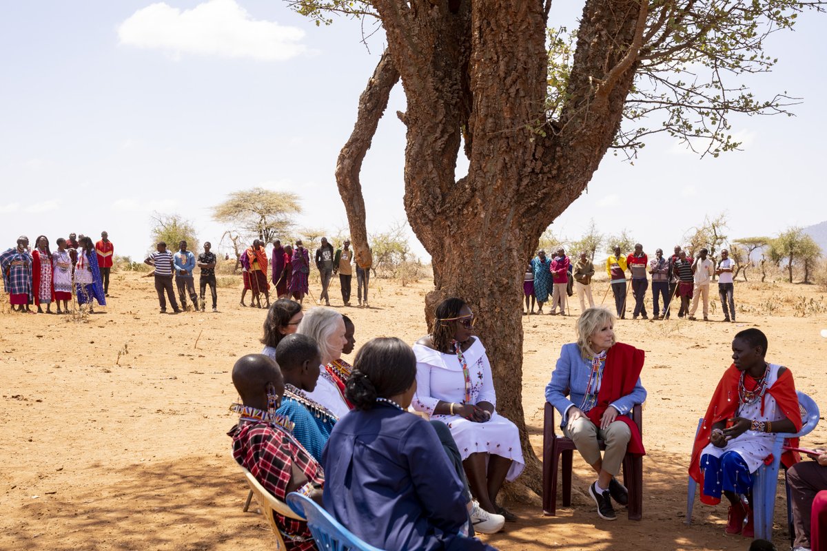 FLOTUS46Archive's tweet photo. Here in the Horn of Africa, a prolonged drought has left communities with devastating consequences in its wake. 

As our world has become more connected, we have seen how hunger and violence, poverty and natural disasters, aren’t contained by borders. https://t.co/LnVJIGIQ2r
