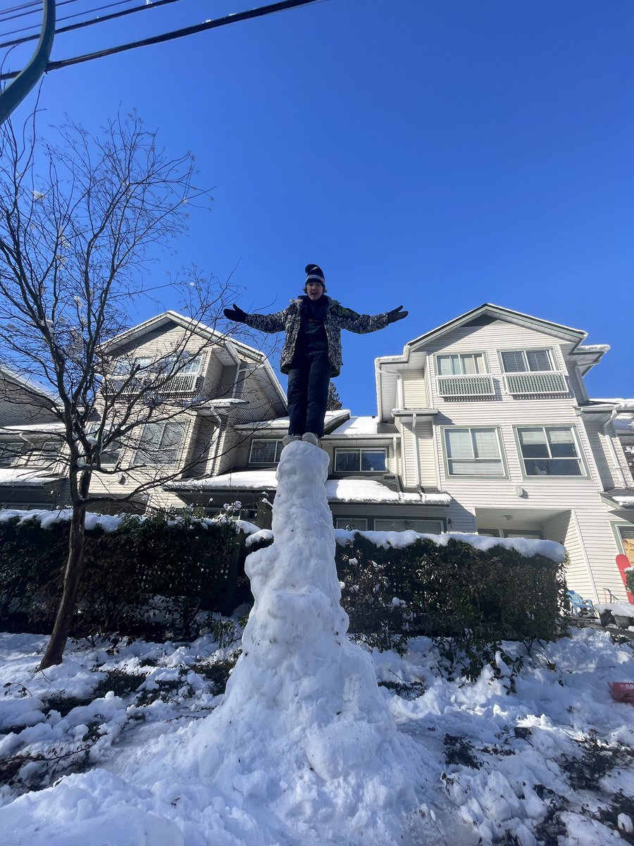 usecodeSamiam's tweet image. Snow tower i made