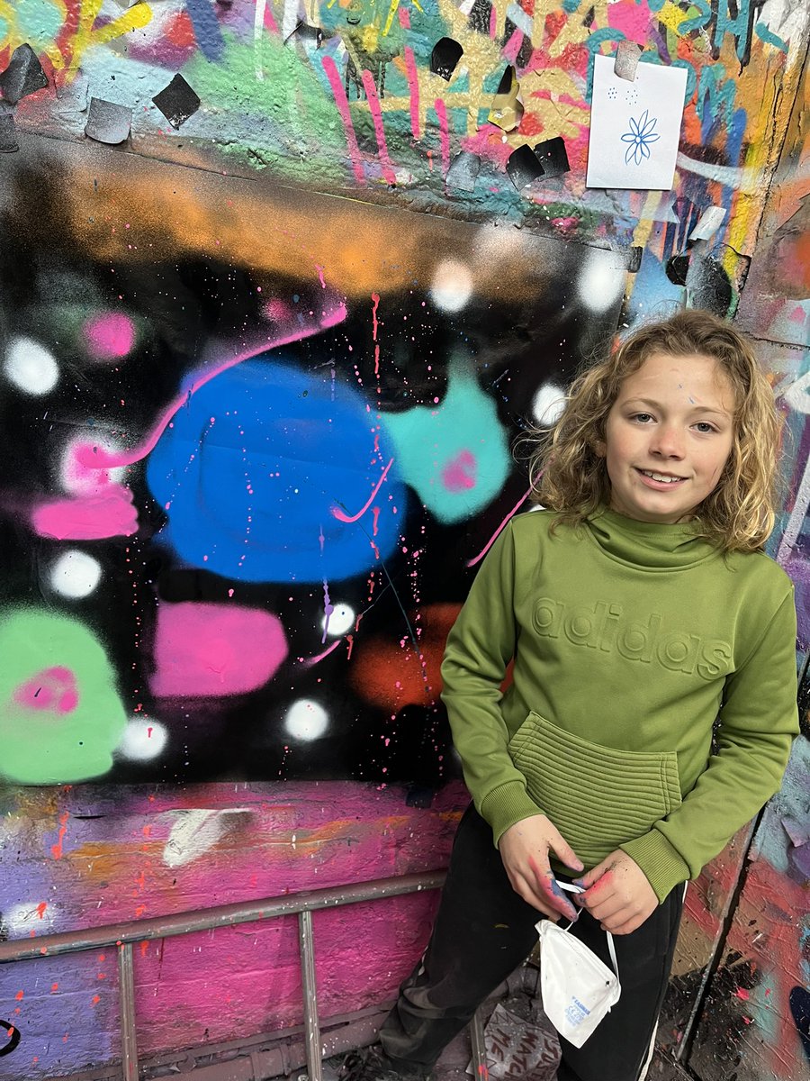 LinziJeanScott1's tweet photo. @Gillartroom1 Beau wondered if the next time your in @FairfieldPrimSc could spray paint be on the agenda? He has a few skills to show off 👏🤣 🎨 @zapgraffiti @FPS_6_Loriens #graffitiart https://t.co/wi0KNyZMLp