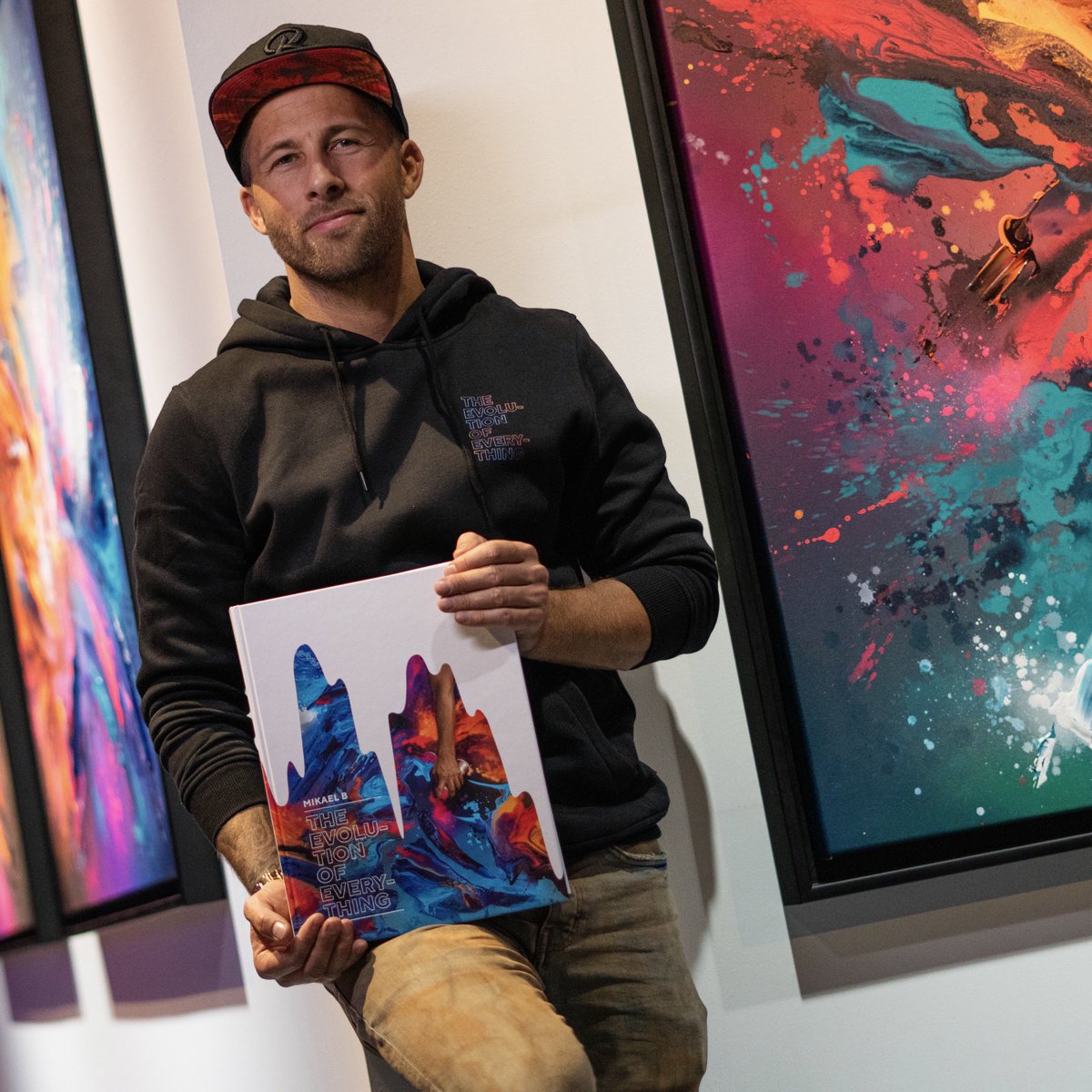 My new book “The Evolution Of Everything” is sold out. Thank you for the massive interest❤️

It will be restocked and available again on Mar. 1st at 8.30am PT, exclusively on Mikael-b.com. A special signed and numbered editio will be available as well.