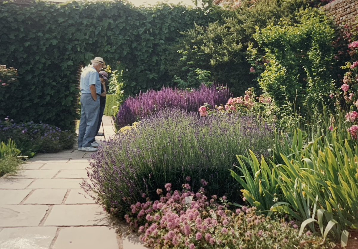 Sissinghurst Castle Garden, early 90’s. We went there during my college time at the horticulture school (MTuS Frederiksoord) Great memories! #sissinghurst #historicalgarden #vitasackvillewest #haroldnicolson <a href="/nationaltrust/">National Trust</a>