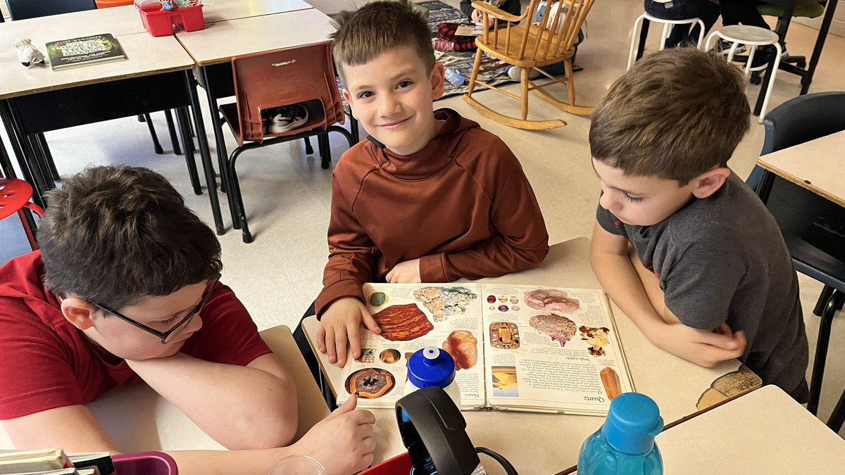ms_cherasmith's tweet photo. Interest based reading groups for informational text. Students signed up for a topic they wanted to learn more about. So much great conversation and learning! @SSRCE_NS @ssrsbpes https://t.co/L1g4Is5JKn