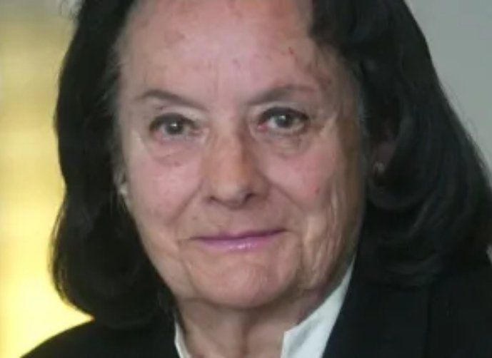 historiaSBD's tweet image. 📷#TalDiaComAvui de 2013 va morir l&apos;#escriptora #sabadellenca Teresa Forrellad, germana bessona de la també escriptora Lluïsa Forrellad.  n9.cl/95jpl