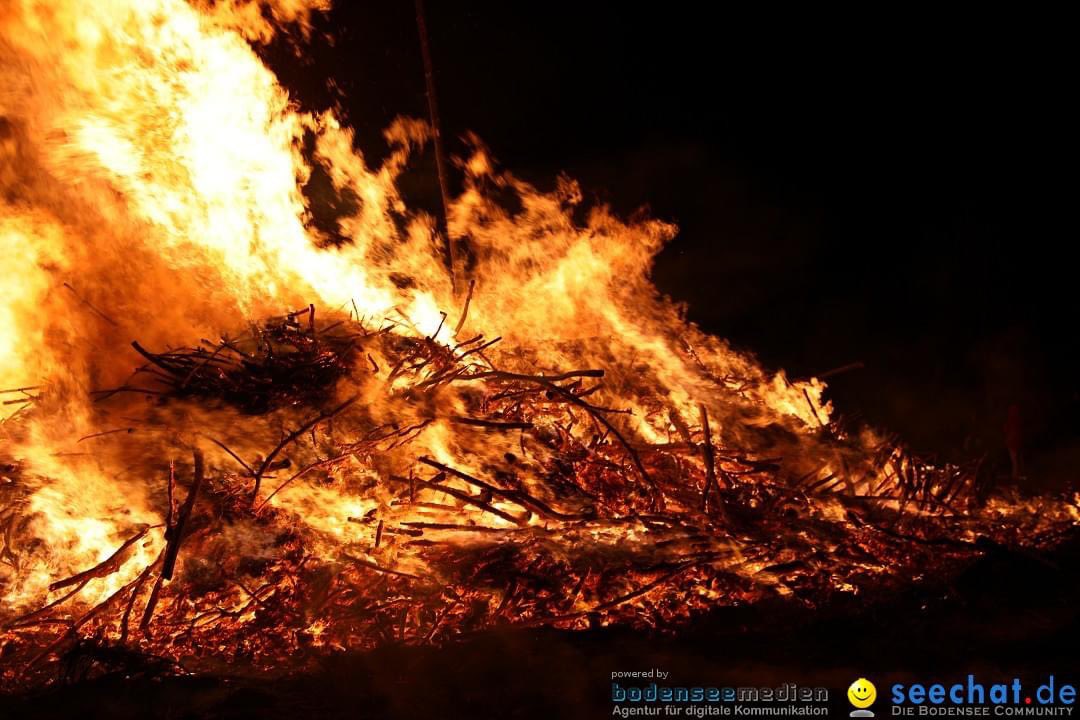 seechat's tweet image. Funken - Funkenfeuer: Katholische Jugend: Weingarten, 26.02.2023

#Funken, #Funkenfeuer, #Feuerwehr, #Jugend, #katholisch, #WENTSCH,
#BODENSEEMEDIEN, #ILOVEBODENSEE, #bodenseemedia, #BODENSEECOMMUNITY, #bodenseelove, #bodenseephotography, #Bodensee, #BodenseeParty, #SEECHAT