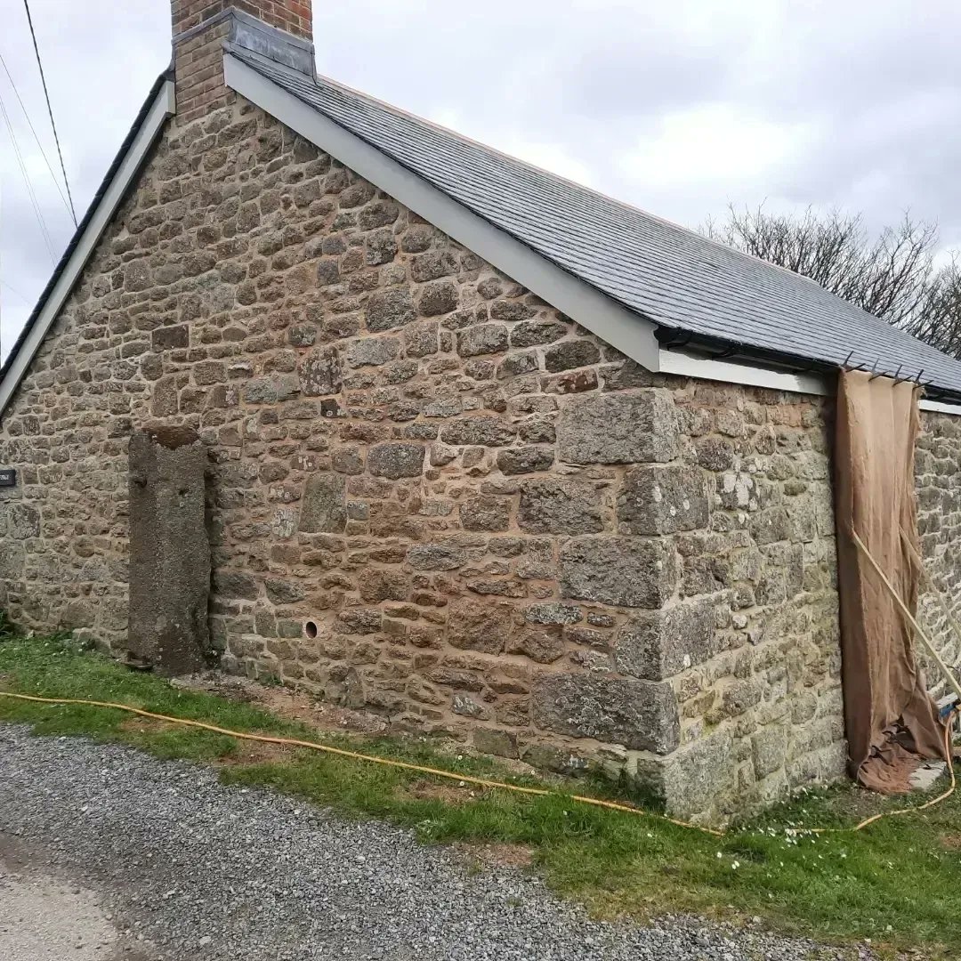 Ltlpcornwall's tweet photo. For all your lime pointing needs then look no further 

Willing to cover the whole of Cornwall ✔ 
Site work ✔ 
Private work ✔ 
Agency work ✔ 
Blue cscs card ✔ 
Listed buildings ✔ 
Barn conversions ✔ 

Please like and retreat

https://t.co/4f4COjKcEf https://t.co/yw0RvTunmH
