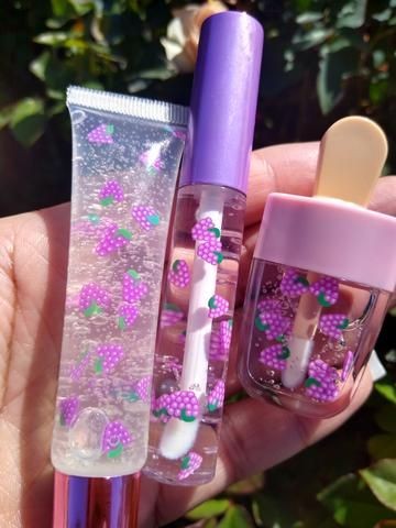 unique_tasfah's tweet photo. lips gloss
#lipsgloss
#gloss #LIPSモニター部_ミノンアミノモイスト https://t.co/oy4ii9kalj