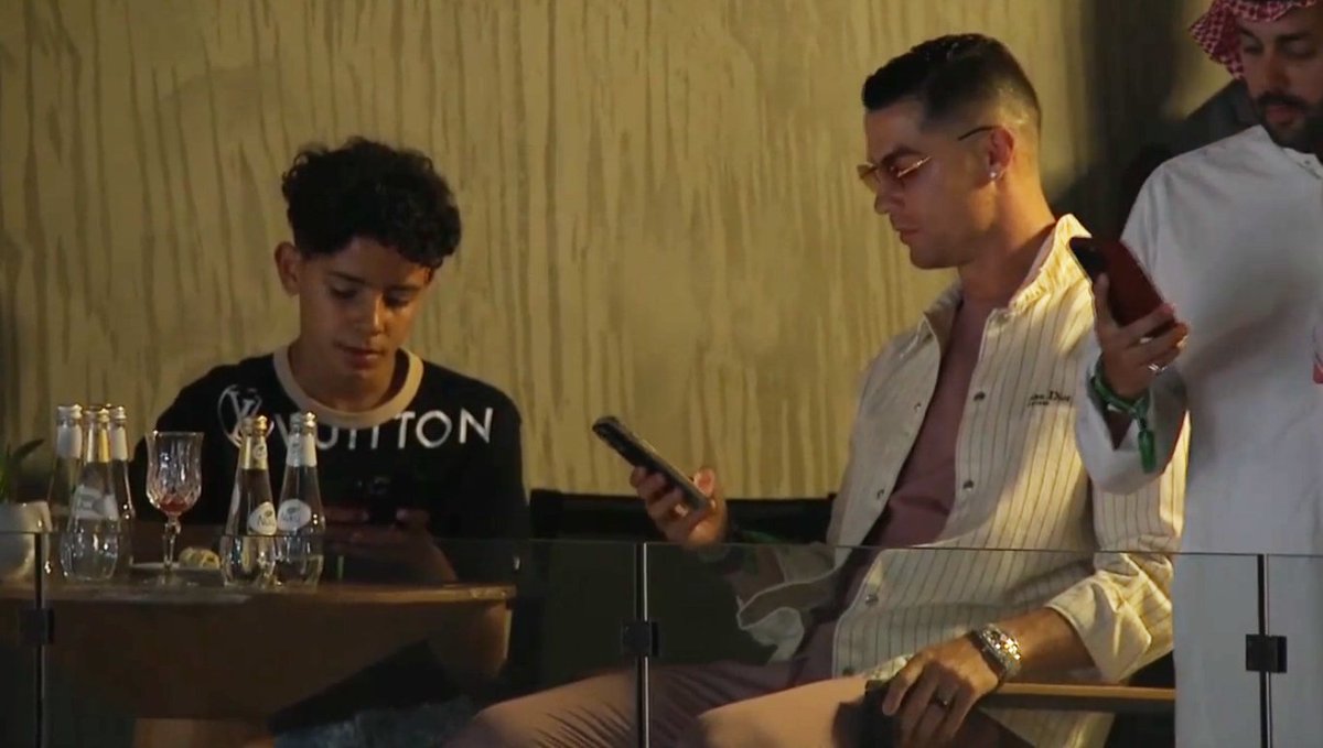 ringmagazine's tweet image. Cristiano Ronaldo has arrived at Jake Paul vs Tommy Fury in Saudi Arabia…