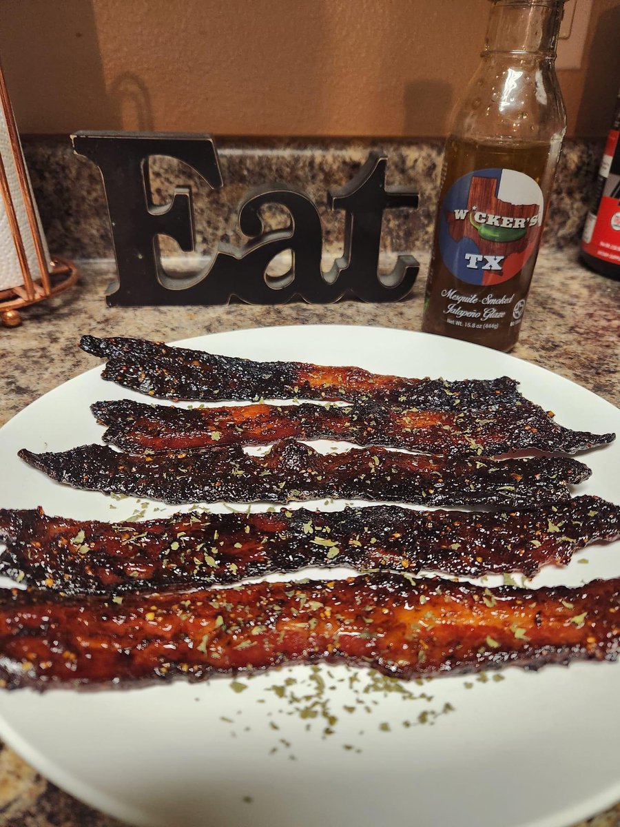 bigwickslbktx's tweet photo. Texas-style millionaire bacon. ๐ฅ ๐ธ Neesha Kay
โข
#bigwickstx #gotexan #bacon #meatcandy #yummy #tasty #noms #eeeeeeats #unitedsupermarkets #shopmarketstreet #bigwickenergy https://t.co/bReT6h3un7
