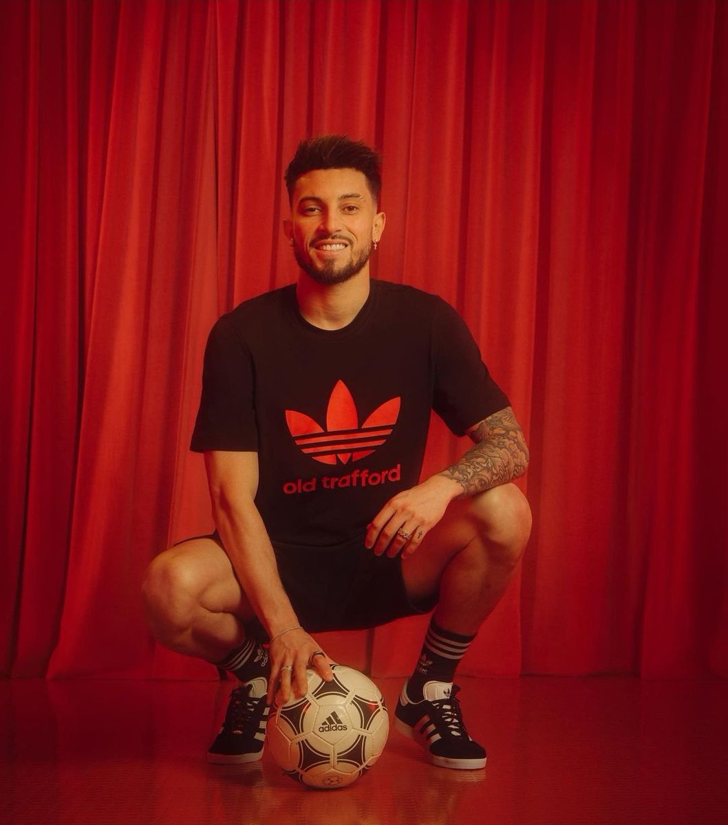 origais's tweet photo. Manchester united Old Trafford tee
💯Original 💯official
💯Cotton by adidas https://t.co/XZFZ5Npqw3