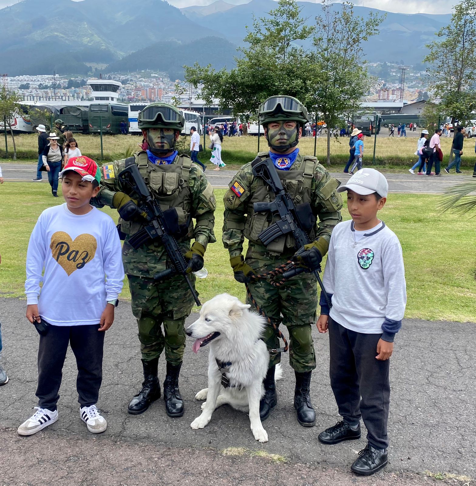 httpspbstwimgcommediaFp6z_w4XgAMme5kformatjpgnamelarge